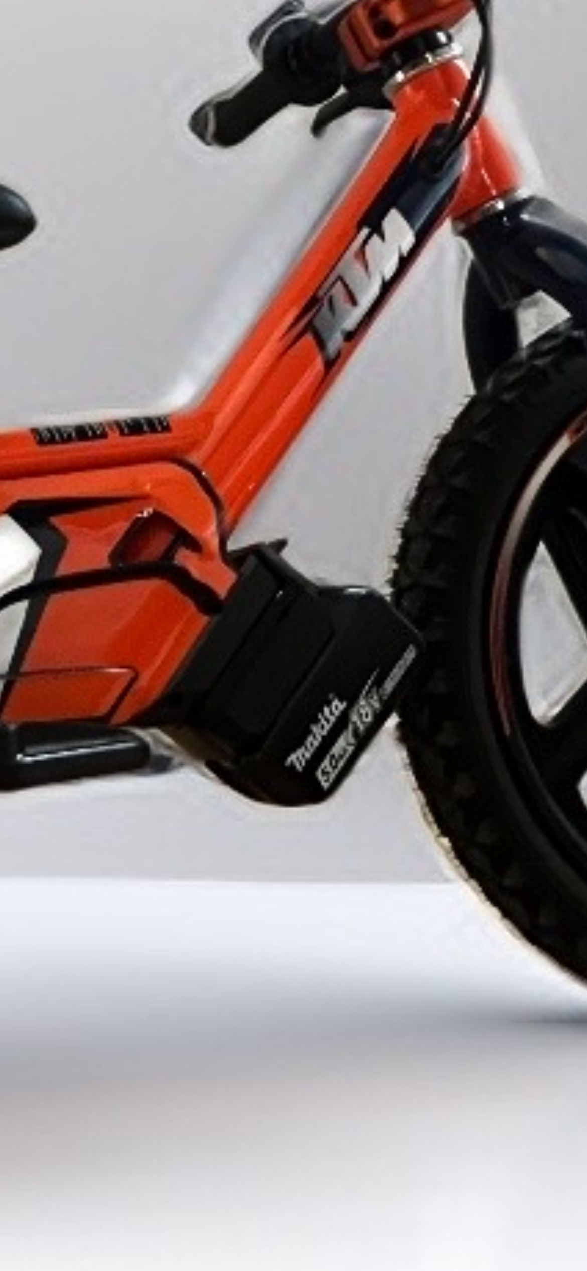 AKU MAKITA LXT 18V pre stacyc 20v MAX